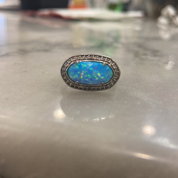 Kendra Scott. Emmaline Ring in Rhodium Turquoise Opal. - Picture 2 of 2